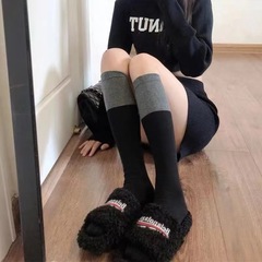 Black and Gray Spliced Socks, Long-Height Autumn/Winter Women's Socks—Over-the-Knee, Leg-Slimming JK Style, Calf-Length, Instagram-Fashionable, & Perfect for Xiaohongshu