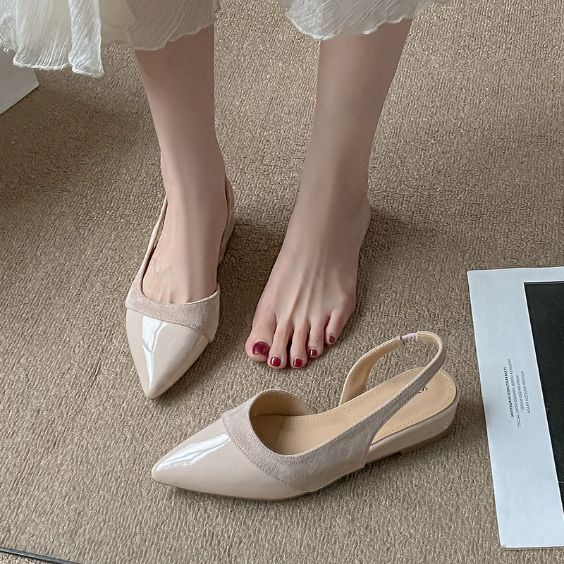 Женские летние босоножки французского стиля 571-1, модель 2025 года, на плоской подошве, с заострённым носком, больших размеров,  с удобной посадкой.