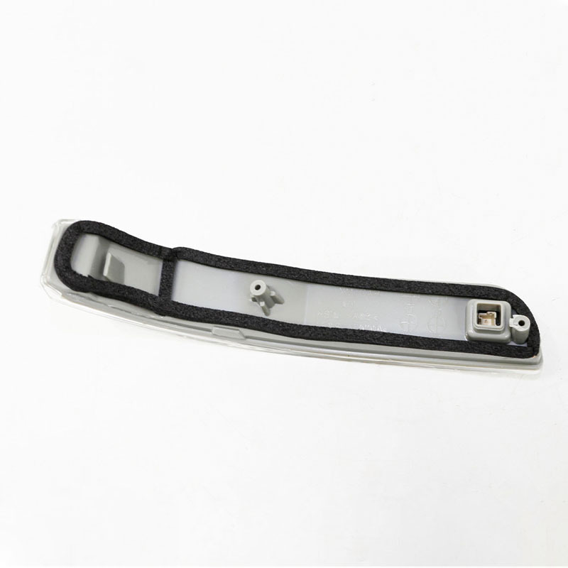 876132P000 is suitable for the 2009-2014 Kia Sorento driver's side LED turn signal side mirror light