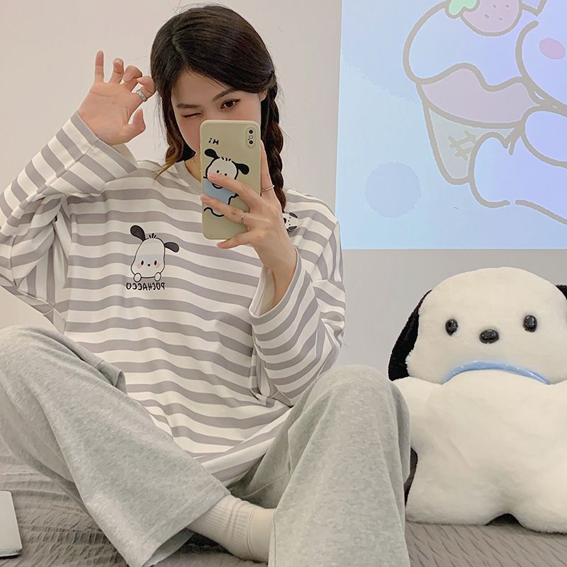 긴팔 회색 스트라이프 패차 강아지