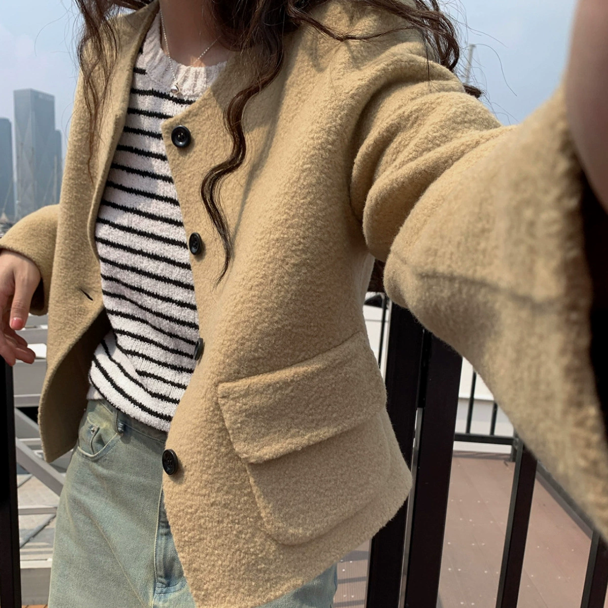 Женское пальто Yi Enou inbyin, универсальное Короткое шерстяное пальто из твердых частиц, женский короткий топ с длинными рукавами