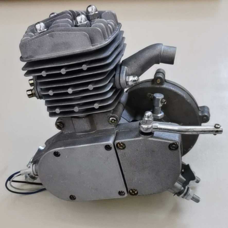 Двухтактный велосипедный бензиновый двигатель 80cc