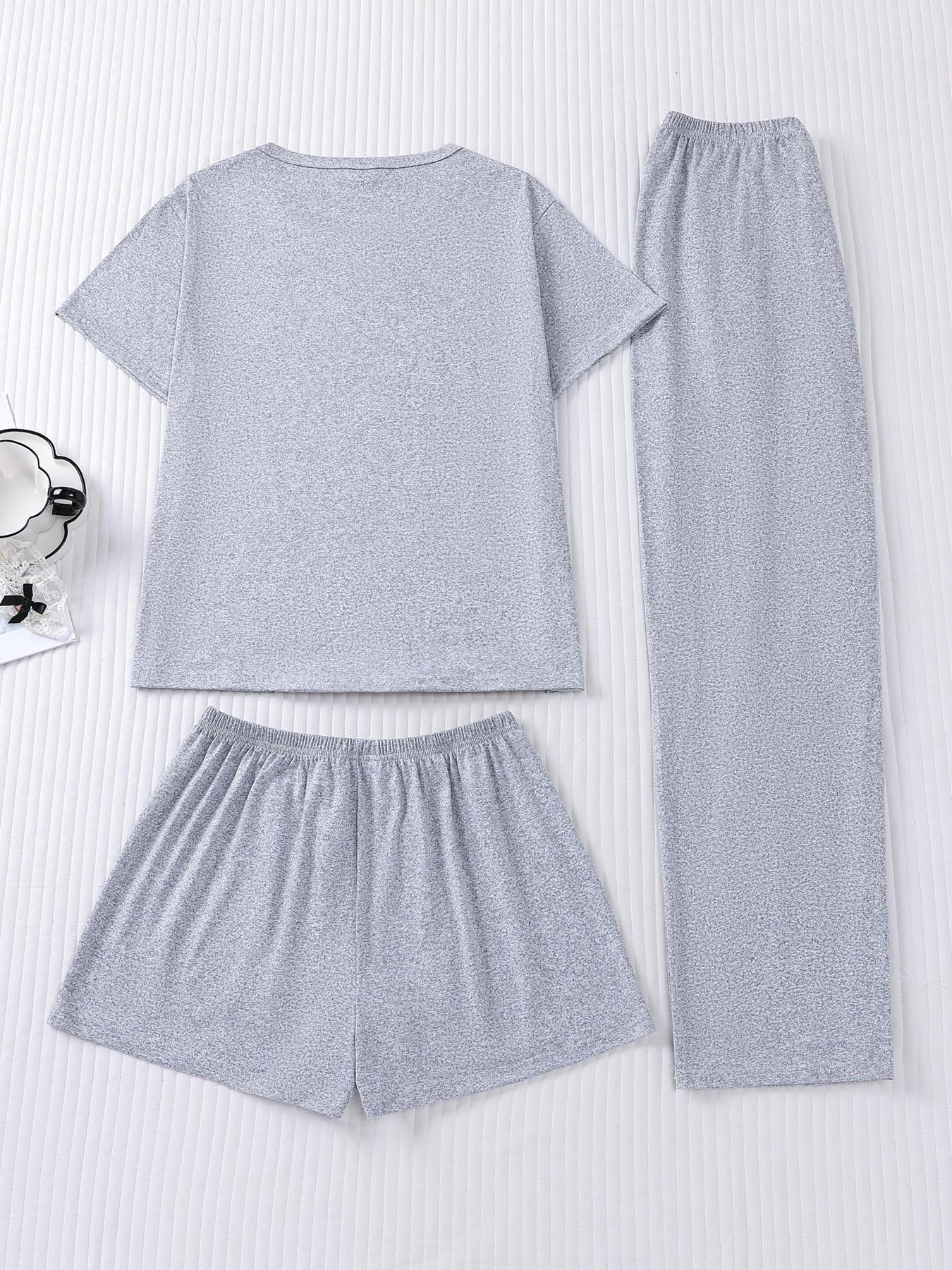 Cute Calf Print Pyjama Set With Shorts And Long Trousers_voghion.com