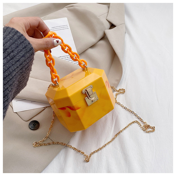 Women's Small Arylic Solid Color Vintage Style Classic Style Square Lock Clasp Box Bag display picture 20