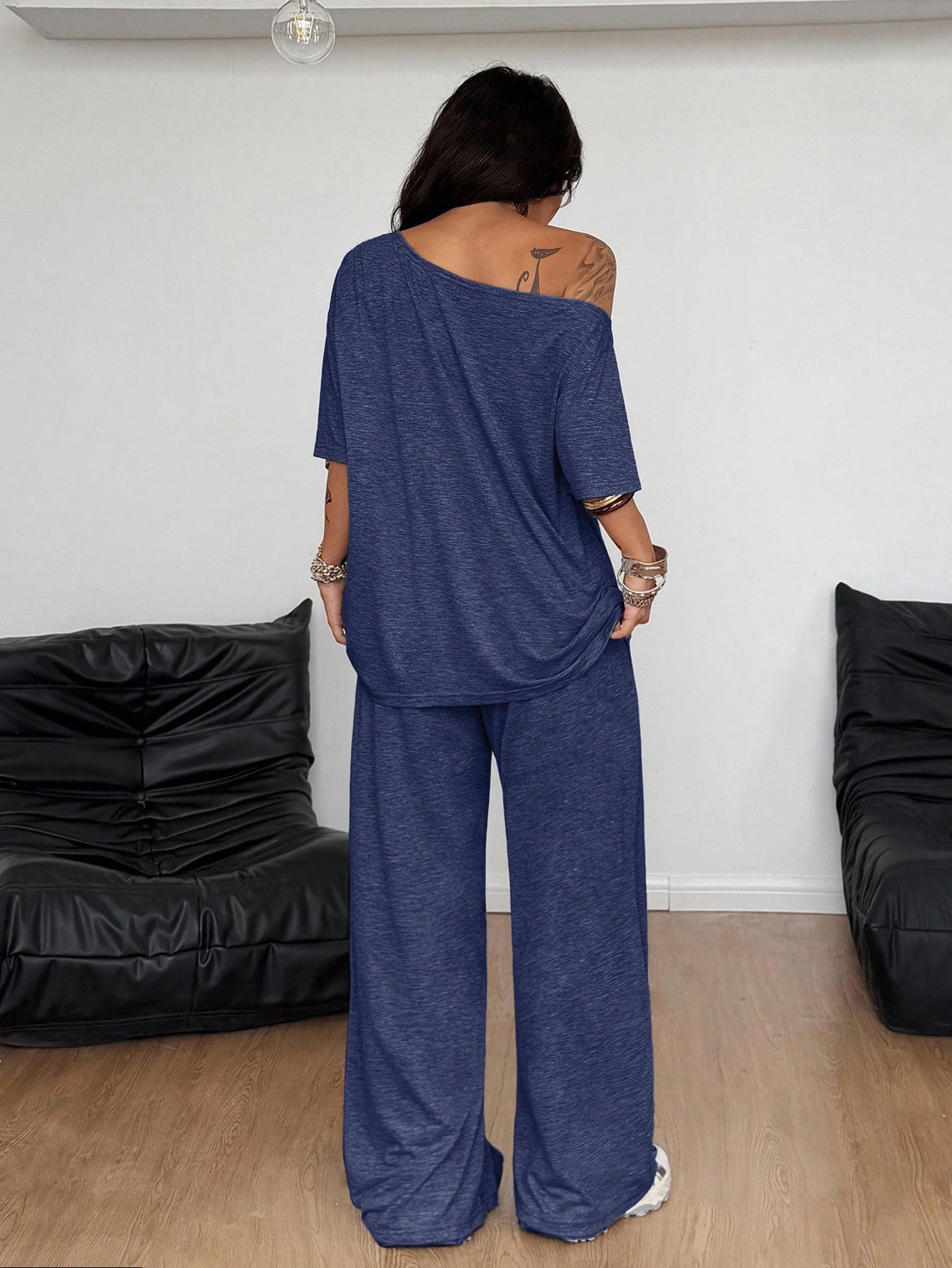 2026 Women's Casual Solid Color Oblique Neck Wide Leg Pants Set Sports Two-piece Set Loose Pants_ecoleips.com