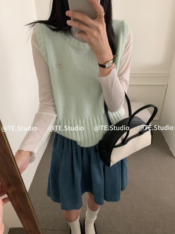 韩系叠穿外搭圆领针织马甲女秋季无袖气质减龄毛衣背心内搭打底衫|undefined