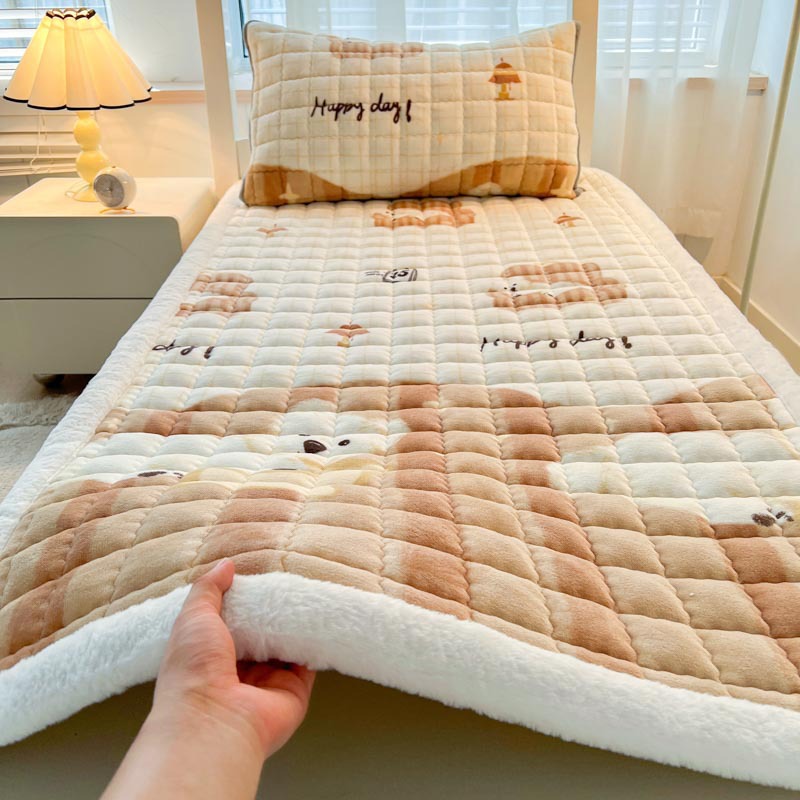 따뜻한 벨벳 엣지 매트리스 카바오