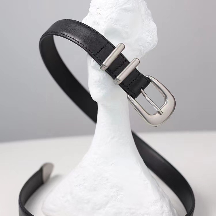 2.3CM 폭의 두 번째 레이어 검정색