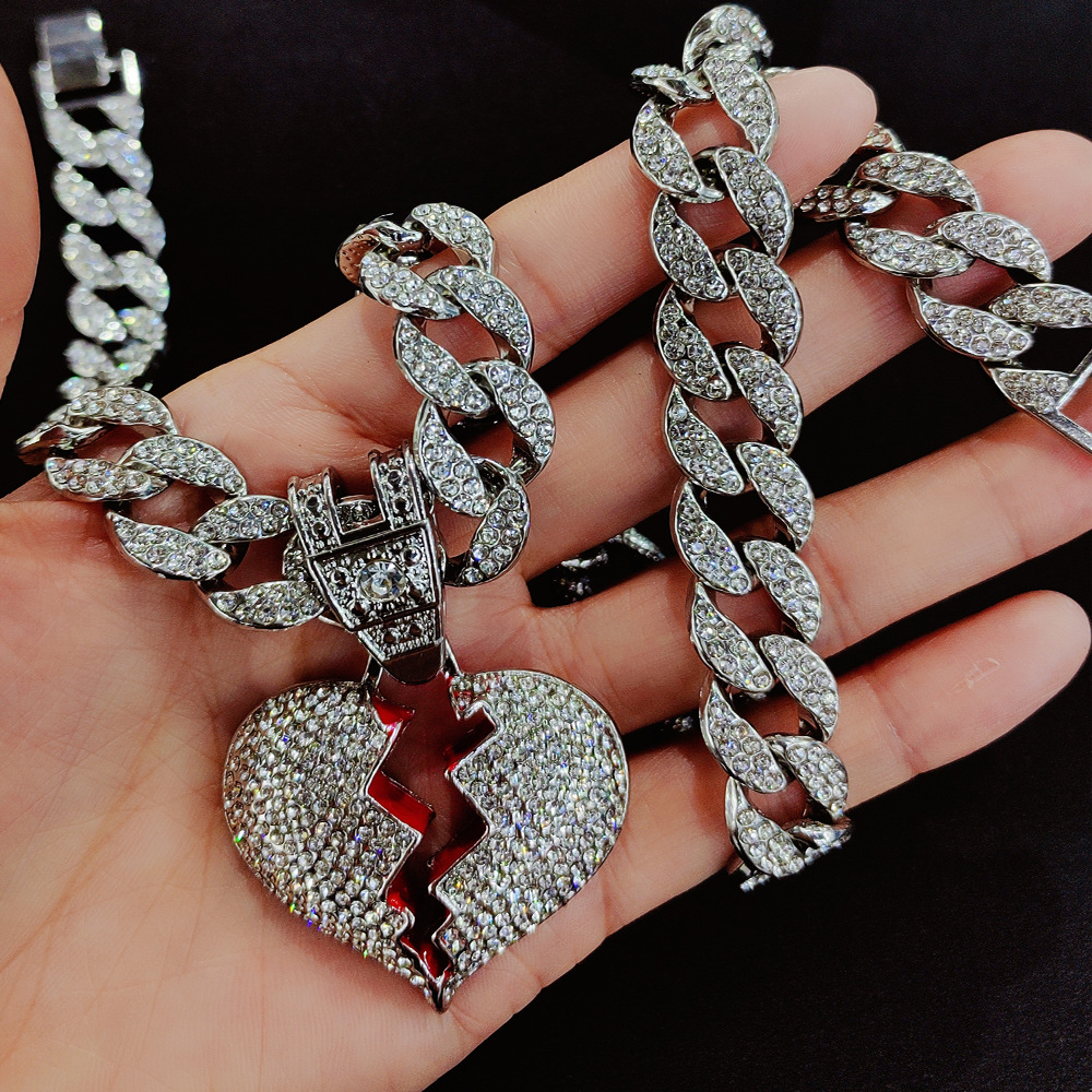 All Seasons Season Hip-Hop Heart Shape Alloy Inlay Rhinestones Unisex Pendant Necklace Necklace Pendant Men Pendant Necklaces