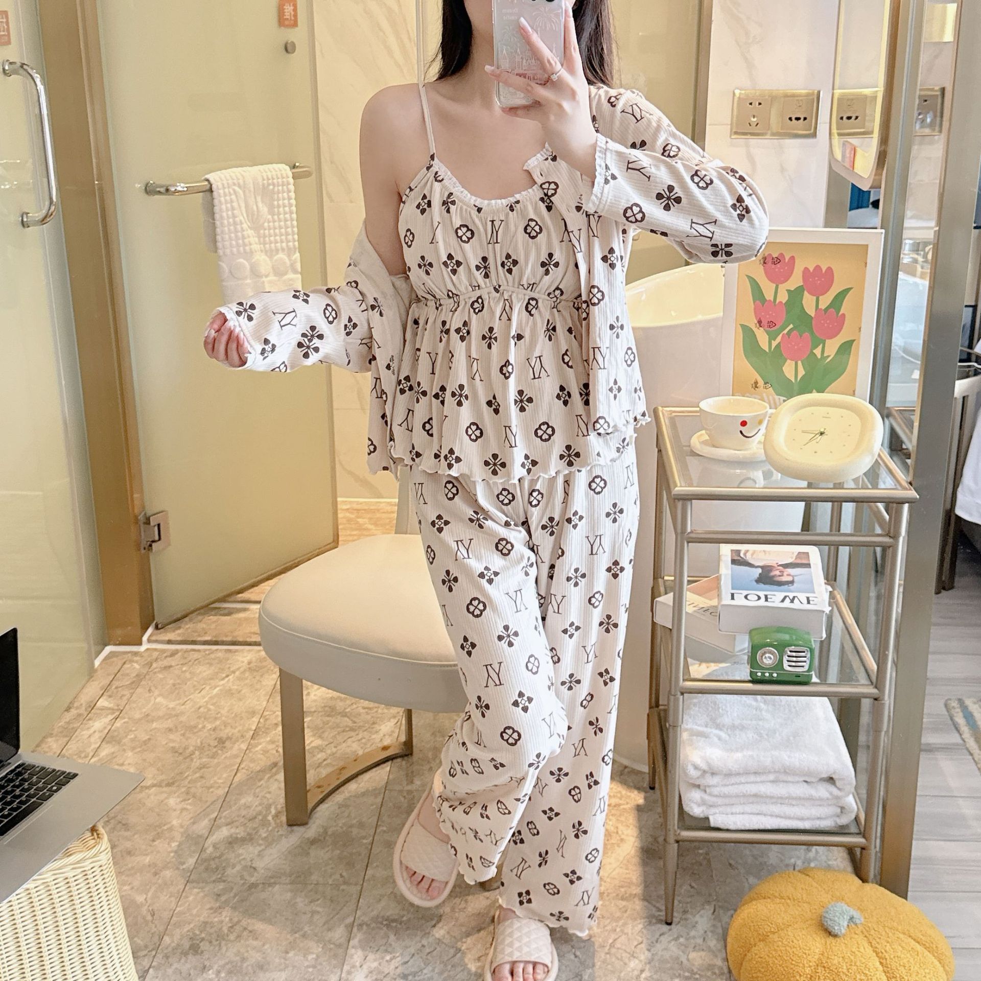 F 3피스 가슴 패드 세트 - 831개의 새로운 문자