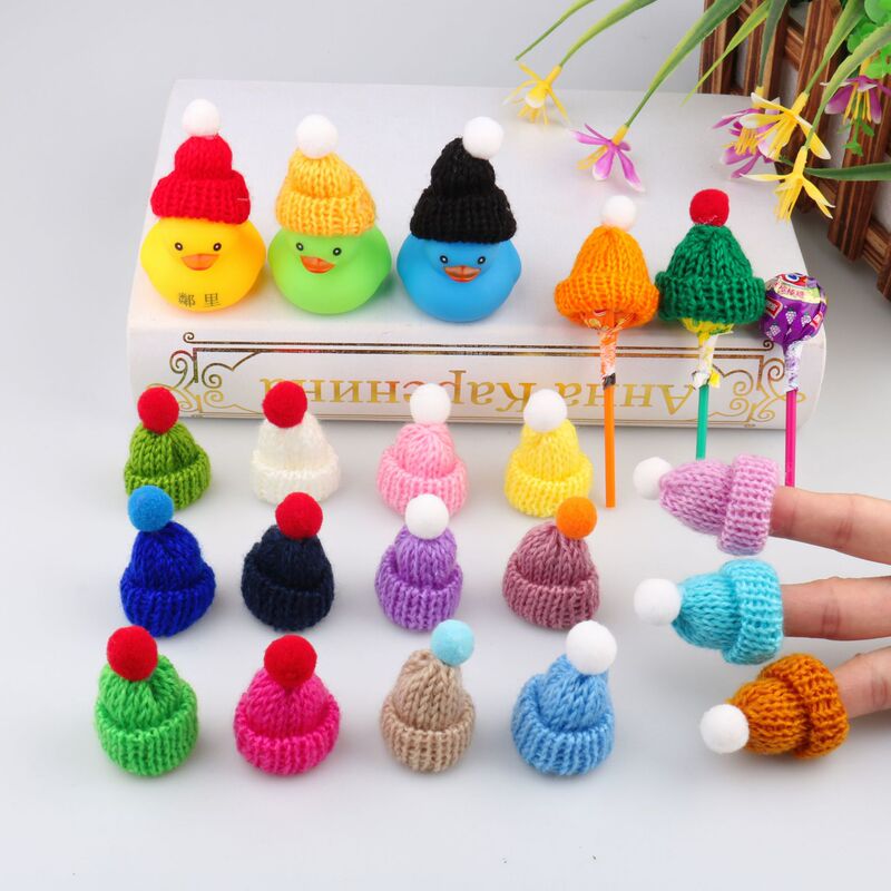 In-Stock Christmas Mini Hats DIY Knitted Doll Yarn Hats Accessories Finger Hats Clothing Accessories Parts
