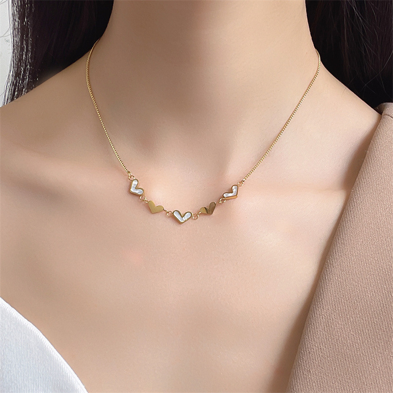 Shell Inlay Material Necklace Classification Sweet Heart Shape Titanium Steel Inlaid Shell Necklace