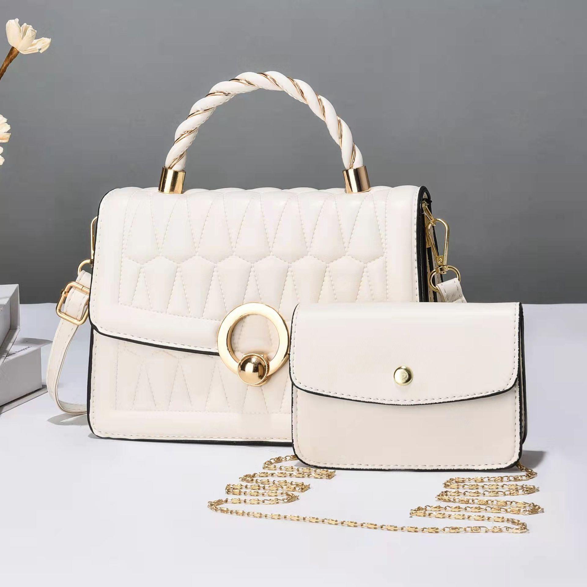 mmexport1636537165463