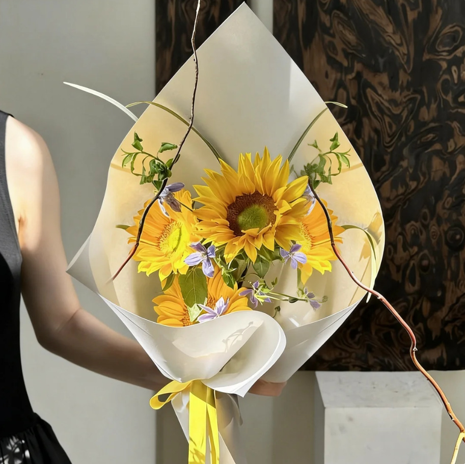 Papel duro engrosado, papel de embalaje blanco puro, papel de embalaje de flores de alta calidad, material de embalaje al por mayor