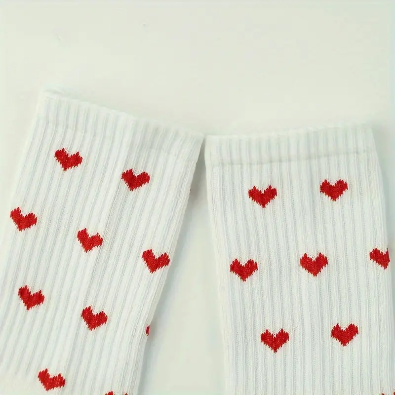 Women's Casual Heart Shape Polyester Crew Socks A Pair display picture 4