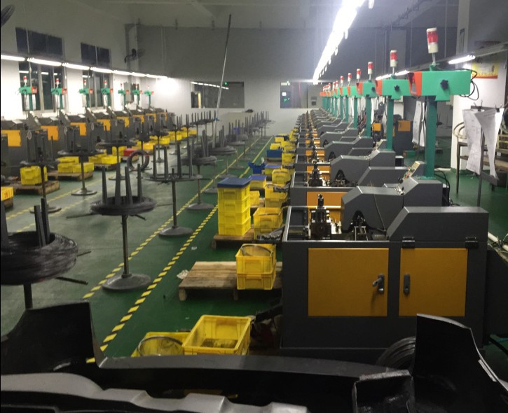 打头机电脑监控器