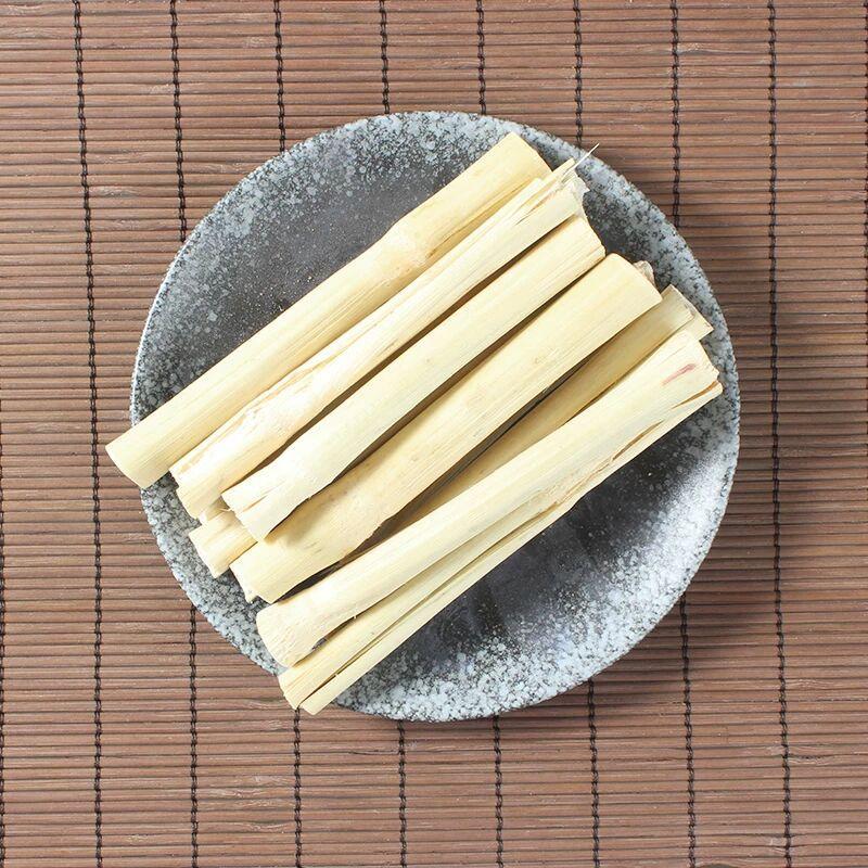 Dried Sugarcane Pieces Zhu Zhe Gan 500g Peeled Dehydrated Sweet Bamboo Cane for Herbal Tea and Soup key features