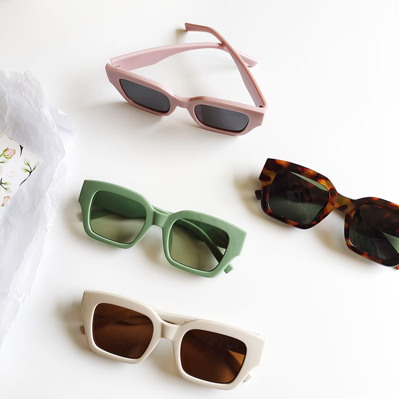 Beige, Pink, Green, Black Color Retro Geometric UV400 Protection Women's Sunglasses