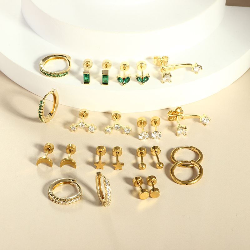 Labret piercing jewelry detail image