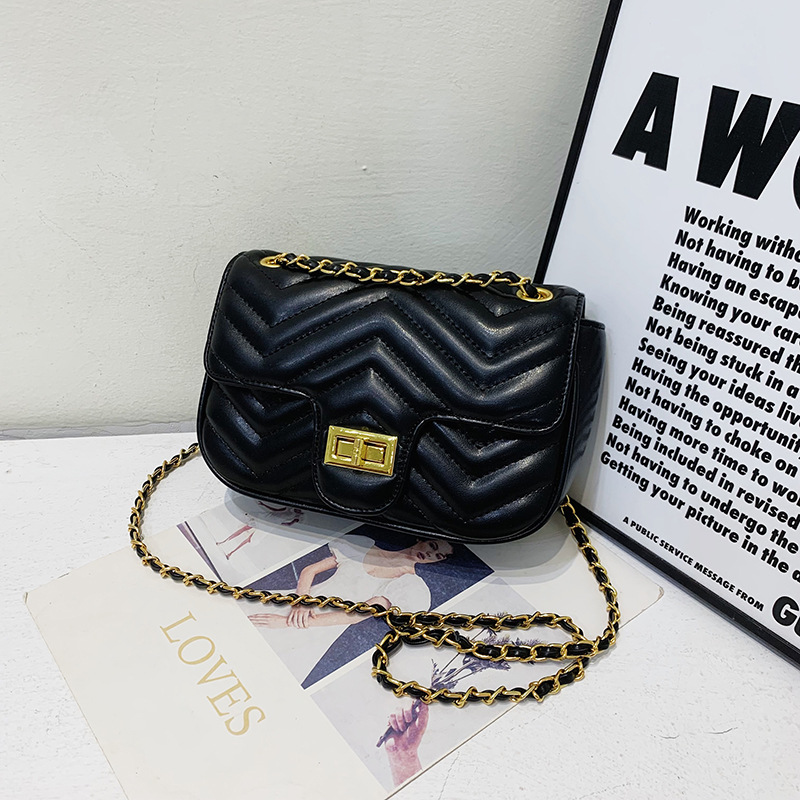 shoulder bag