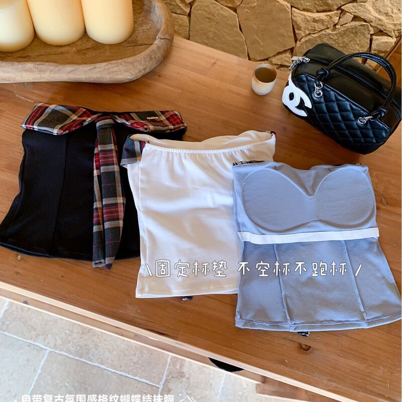 Sexy backless tank top with plaid tie, patchwork tube top, youthful and slim-fitting with built-in chest pads Sexy backless tank top with plaid tie, patchwork tube top, youthful and slim-fitting with built-in chest pads