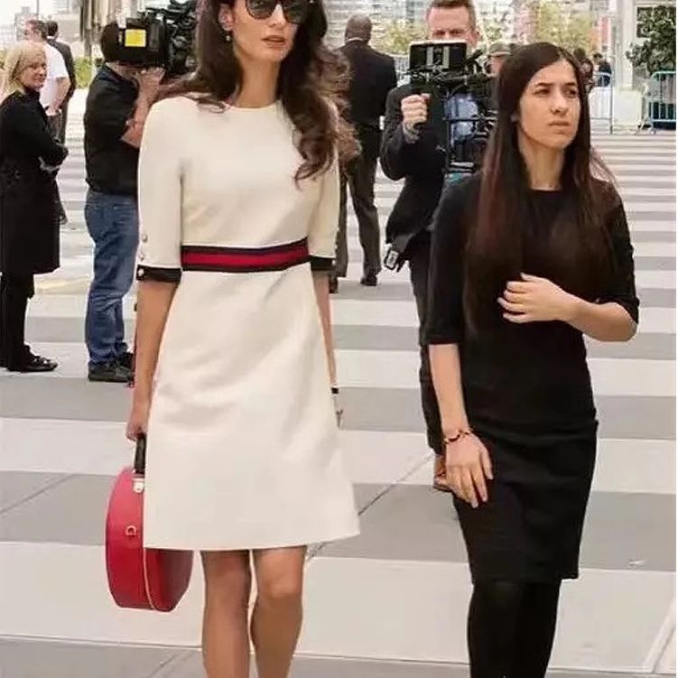 ケイト王妃スター同モデル2023年新型夏服高級感職業女装優雅気質ワンピース女
