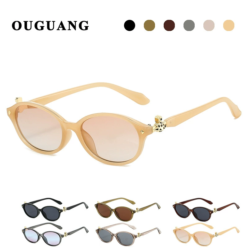 Queen Mother-in-Civilian Saturn street shot sunglasses Y2K