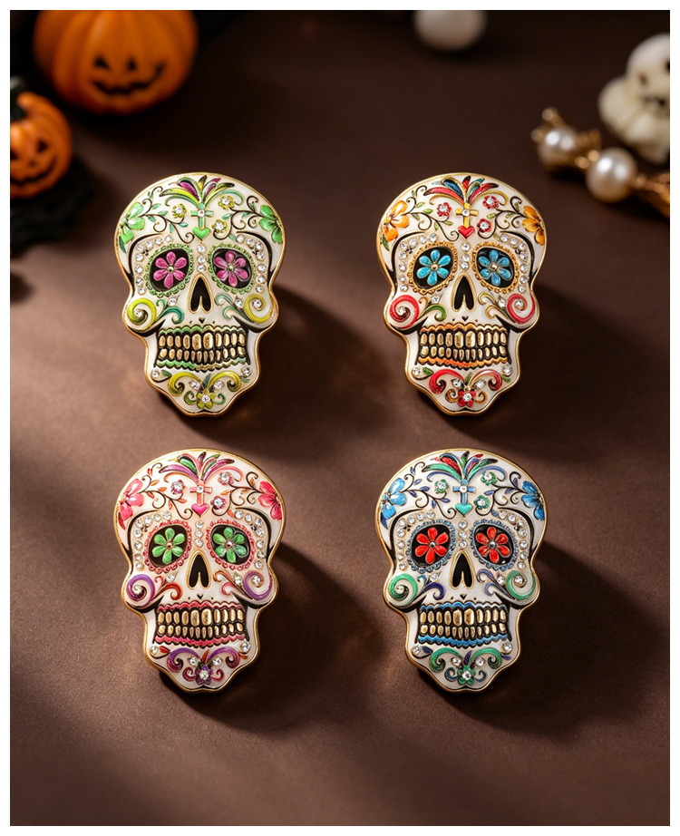Original Day of the Dead Sugar Skull Brooch with Enamel and Diamond Inlay, Floral Design, Unique Gothic Style, Unisex Suit Decoration Pin