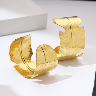 Cross-Border European and American New Wide Leaf Bracelet Adjustable Size Women's Exaggerated High-End Gold Open Bracelet