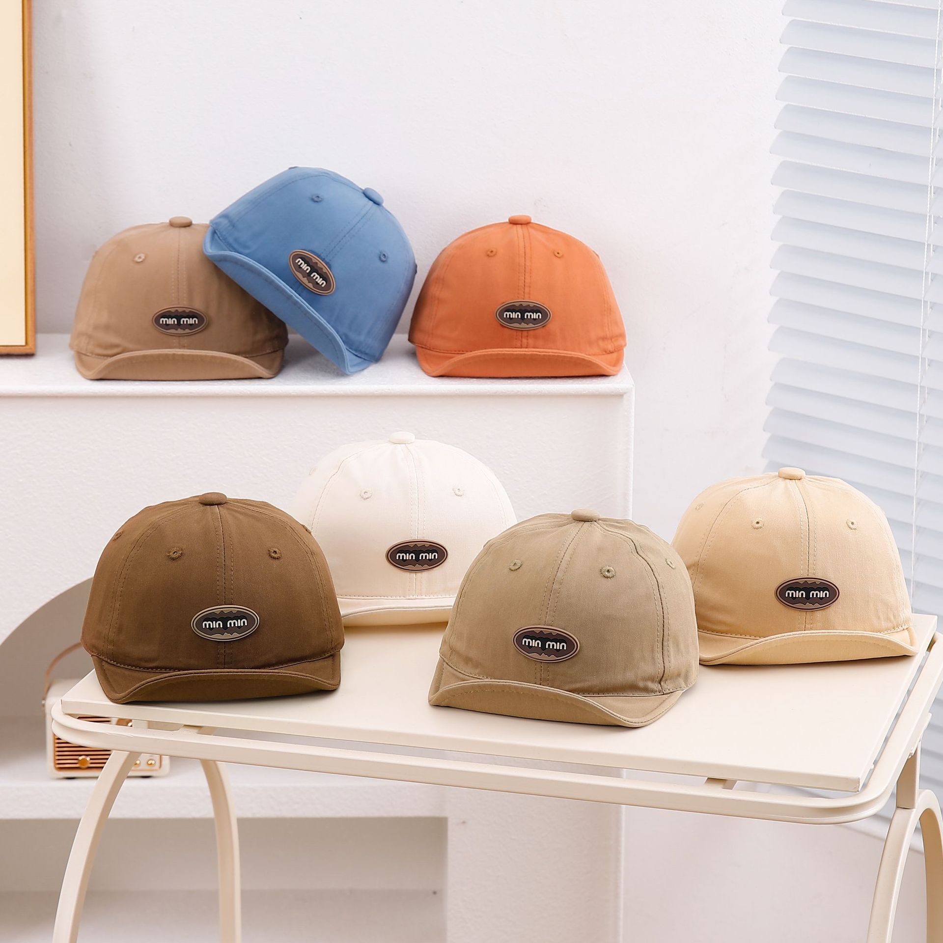 Sombreros para bebés primavera y otoño bebés para hombres y mujeres nuevos super lindos sombreros para niños coreanos sombreros de béisbol