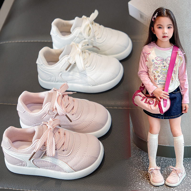 Zapatos infantiles Gump 2026 primavera y otoño nuevos zapatos de entrenamiento alemán retro de suela gruesa zapatos casuales de suela suave zapatos de tablero blanco para estudiantes