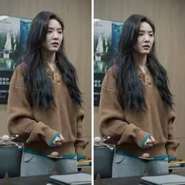 凡人歌章若楠李晓悦同款咖色翻领毛衣女宽松学院风减龄针织衫上衣