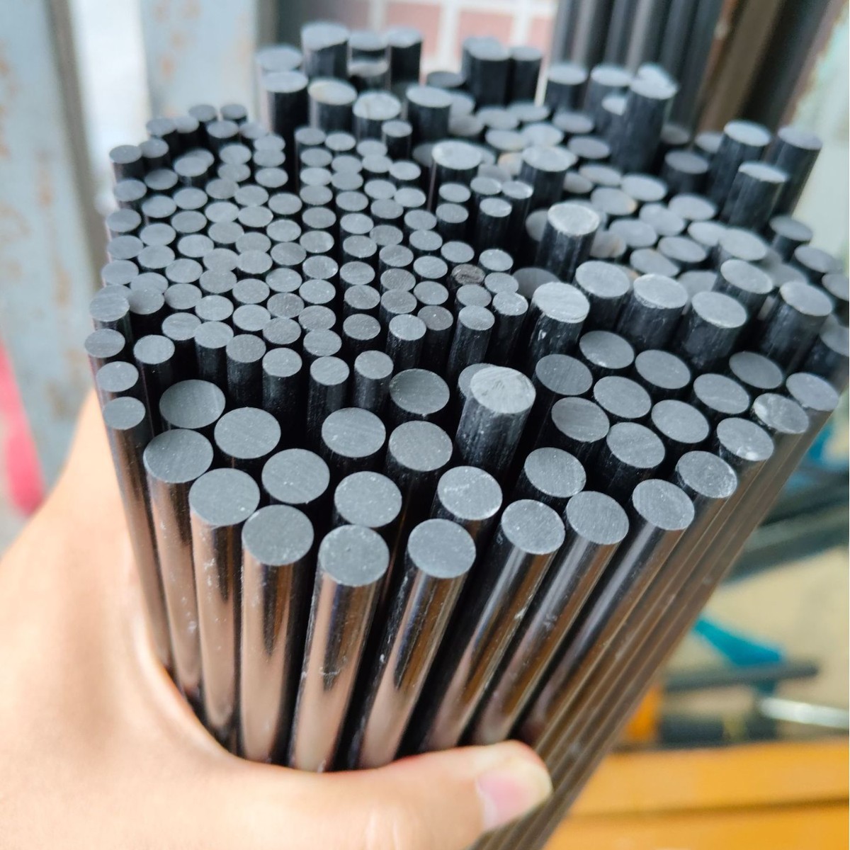 厂家直销拉挤成型碳纤维棒 高强轻量化耐腐蚀钓鱼竿碳纤维杆