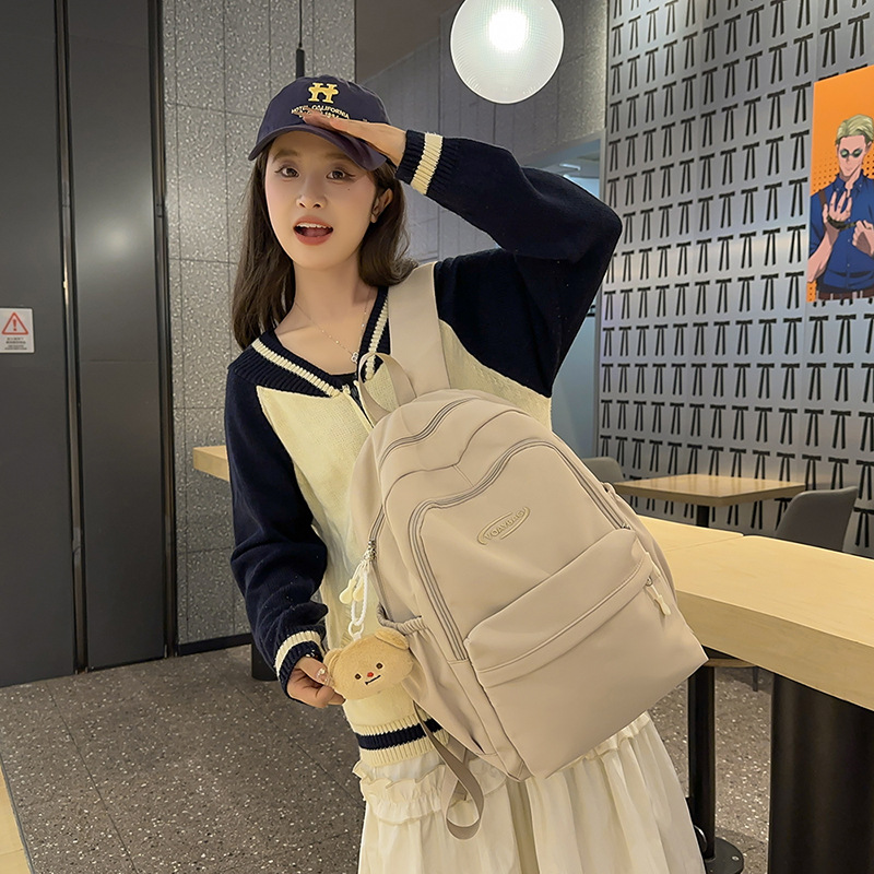 Las chicas japonesas INS son ligeras y sencillas con gran capacidad, y toman mochilas escolares. mochilas de viaje de hombro para estudiantes de secundaria y secundaria.