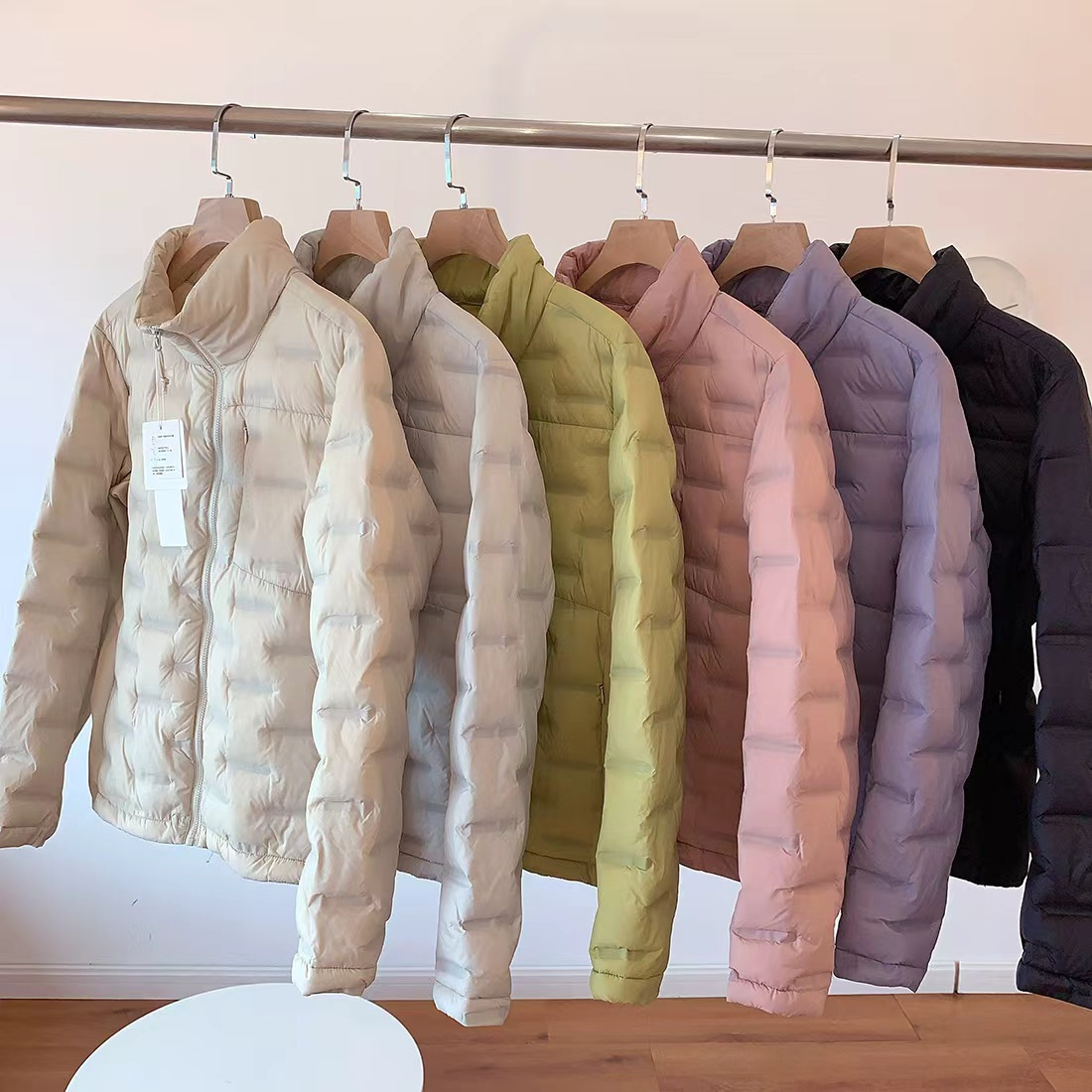 【251129001】Women's down Jacket, Light and Warm, Stand-Up Collar, Spliced ​​Constant Temperature down Jacket, 90 Duck down