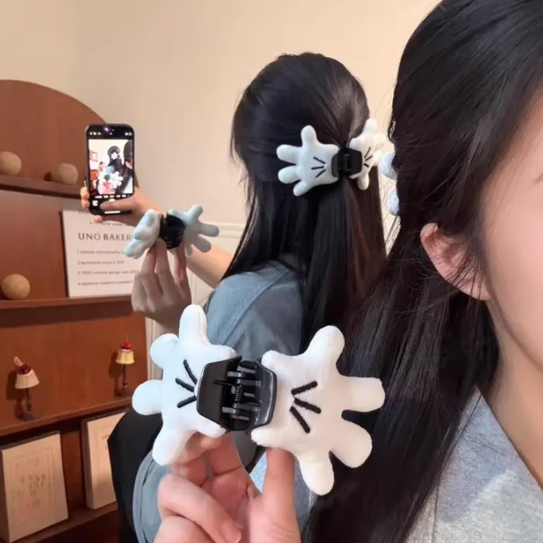 キュートで面白い小さなハンドヘアピンぬいぐるみ多用途立体漫画人形ヘアピンクリエイティブヘアアクセサリーパーム多用途グリッパー|undefined