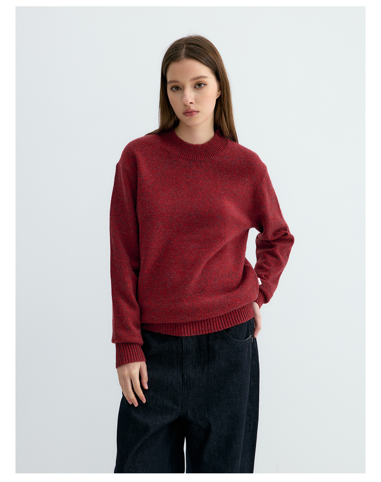 UNF 430g Snowflake Crewneck Wool Sweater