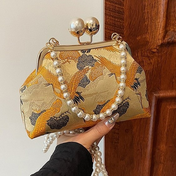 Luxury Chinese Style Embroidered Handbag With Pearl Clasp For Women_voghion.com