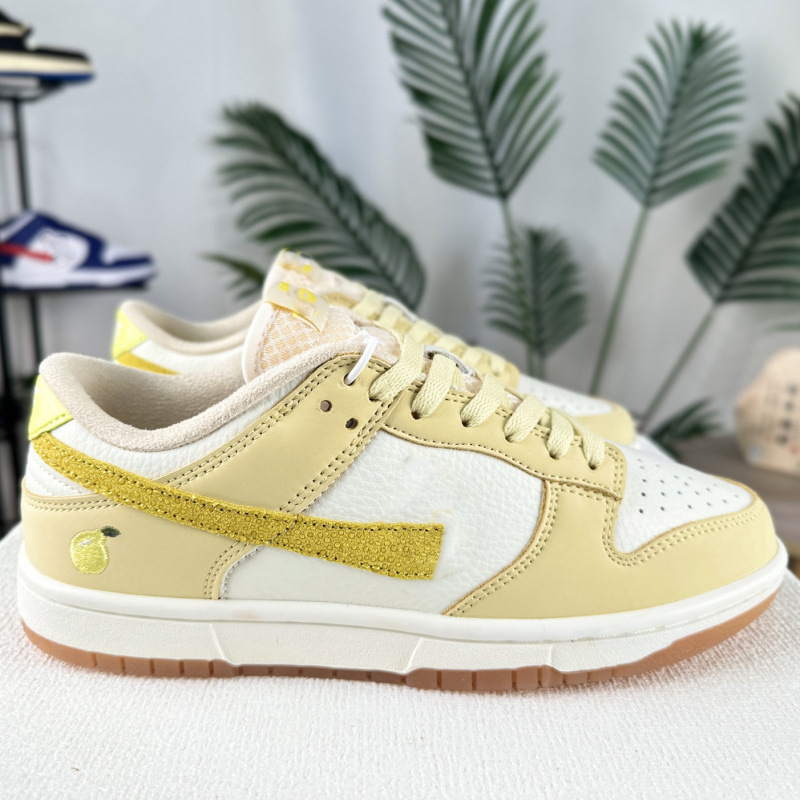 Pure Original Dunk Sneakers Sb Dunk Retro Preppy Style Skateboard Shoes for Men and Women Versatile Casual Sports Work Clothing Shoes