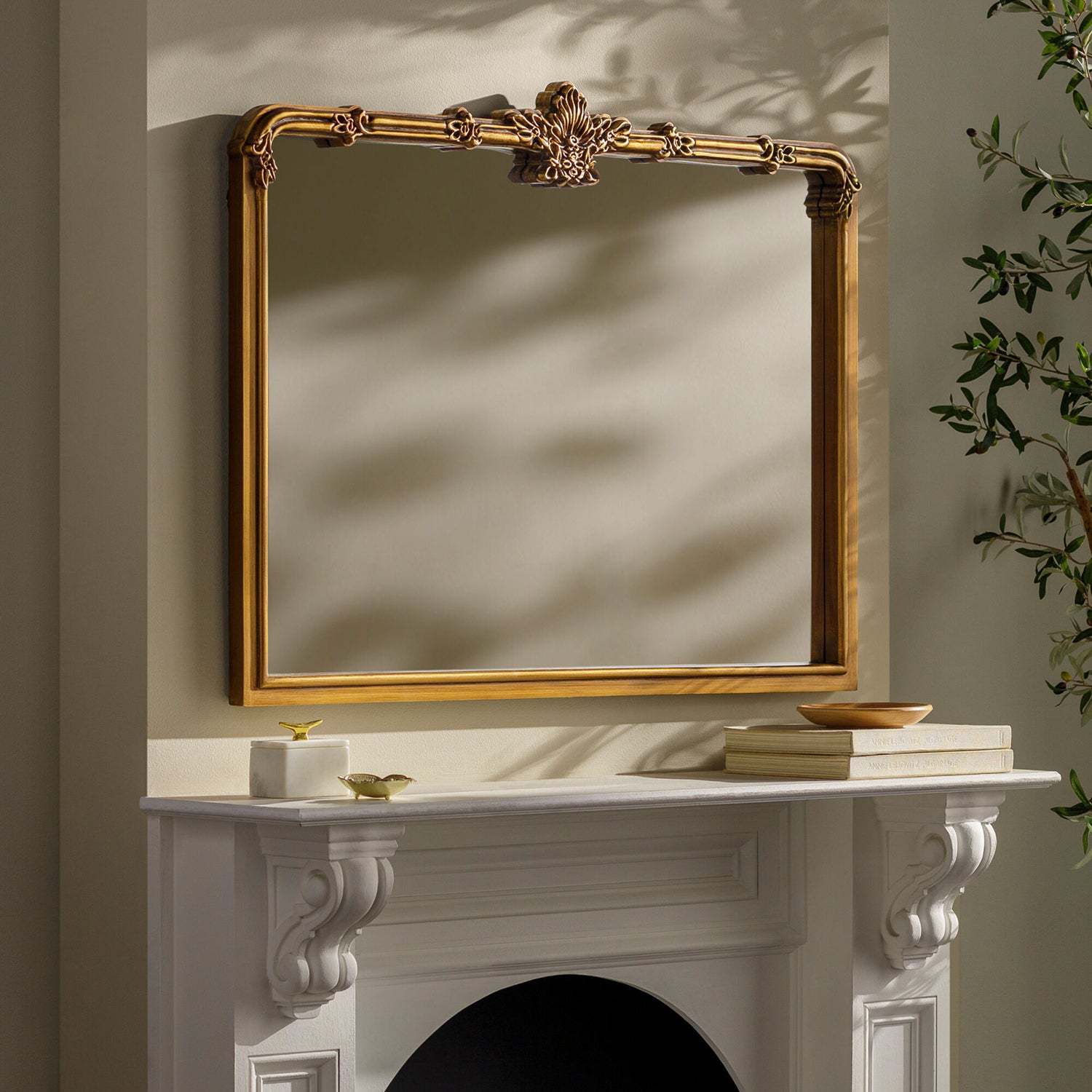 European-Style Retro Wall-Mounted Mirror, American-Style Carved Vanity Mirror, Desktop Palace-Style Bathroom Mirror