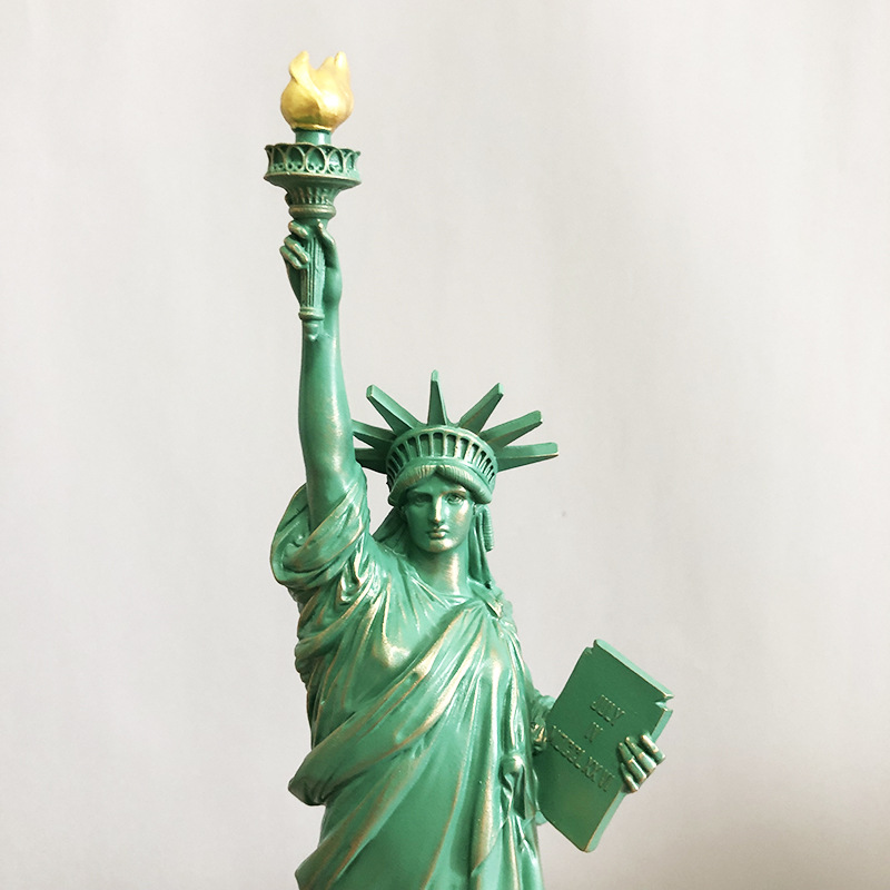 Style Simple Statue De La Liberté Résine Synthétique Ornements display picture 4