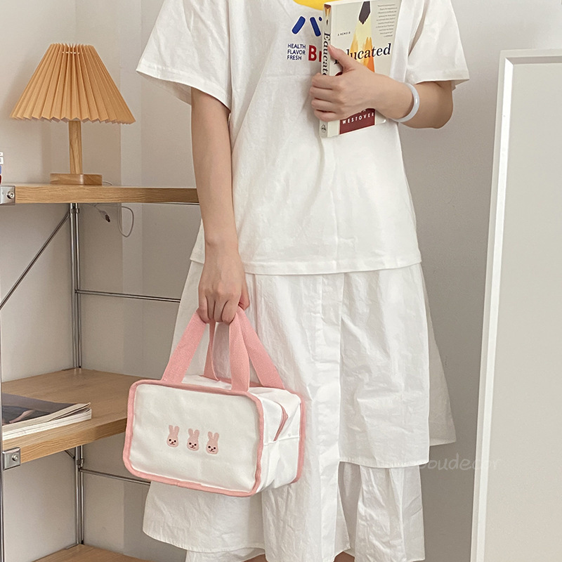 うさぎ刺繍保温保冷バッグ22 x 13 x 15 cm