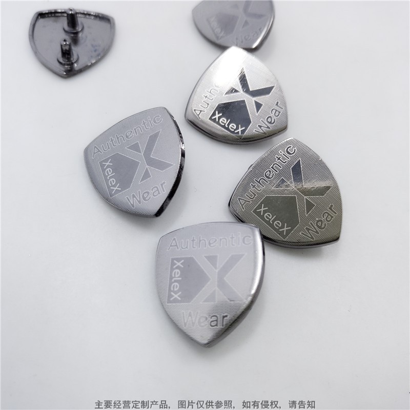 客制化名字图案速成盾徽标牌解决方案 无LOGO模具灵活雕刻