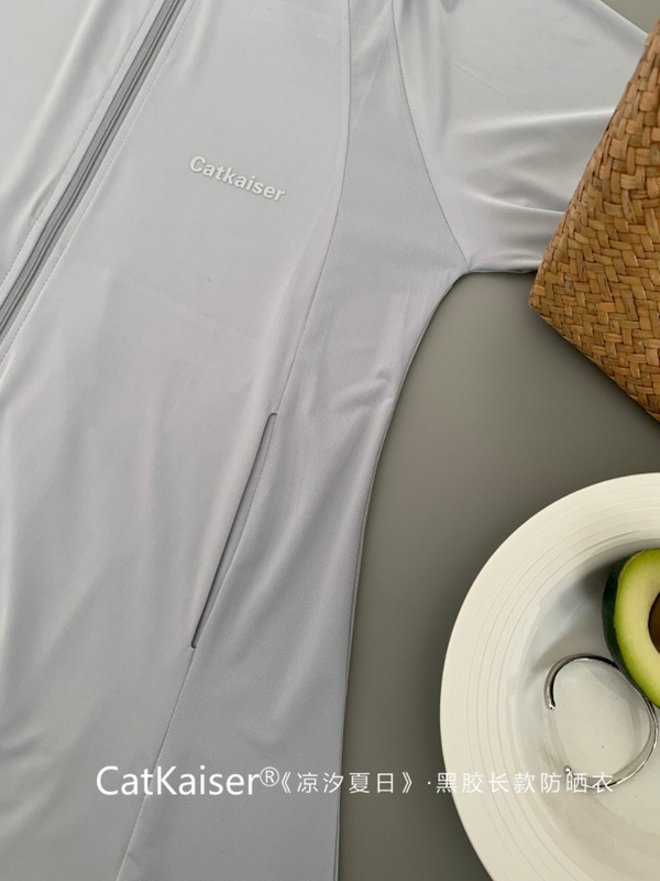 女性用ビニールロング日焼け止め服 2025 夏クール抗 UV upf50+ 屋外サイクリング日焼け止め服速乾性|undefined