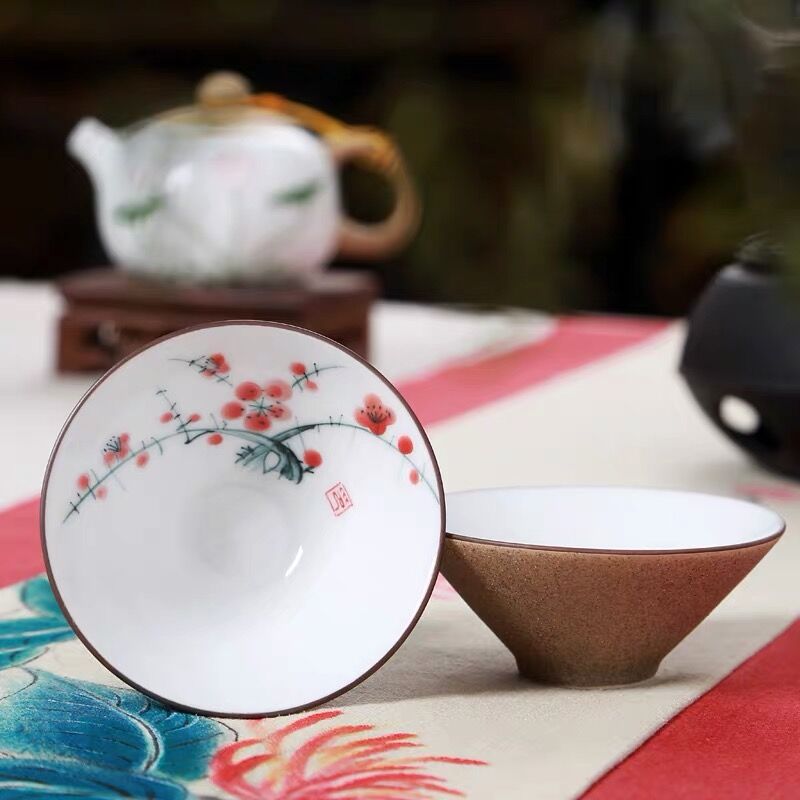손으로 그린 ​​컵의 네 신사(매화)