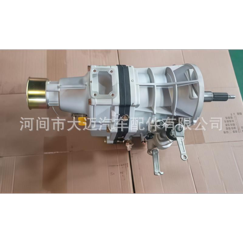 Toyota Hiace/Hilux 33030-26631 2Rz Brand New Refurbished Disassembled Gearbox Suitable for 2Rz-Fe