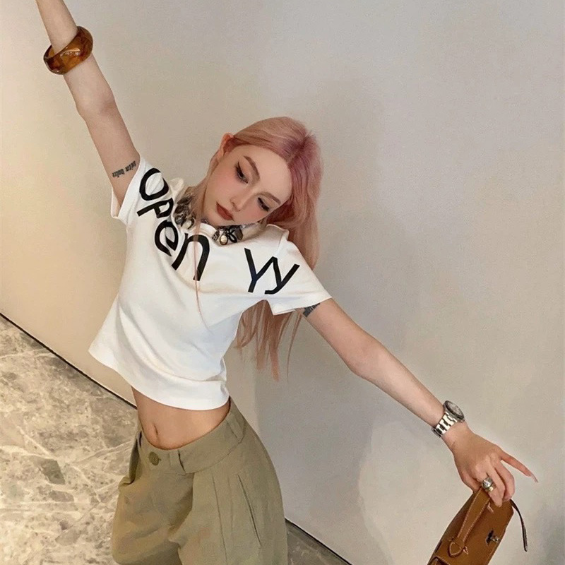 OPE * YY韓国系シンプルなロゴプリントの丸首の短いタイプのウエストギャルは半袖tシャツの上着の女性を修理します。