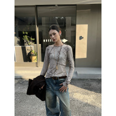 2025秋季新款立体分割印花荷叶边上衣圆领法式复古修身T恤女18306