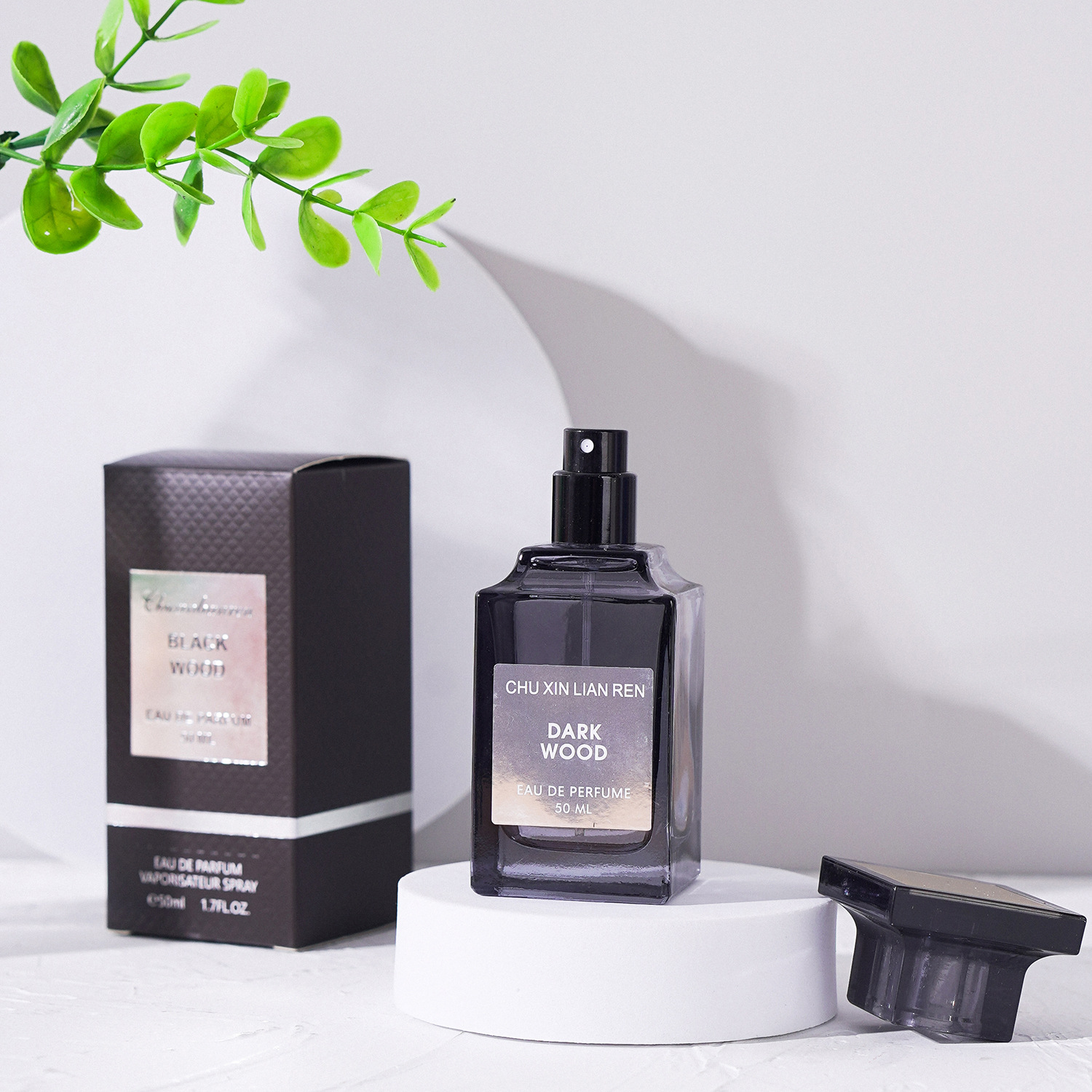 Noul parfum fierbinte pentru bărbați și femei Parfum proaspăt, elegant, persistent, parfumat, cu aromă de lemn pentru studenți, lemn de agar de abanos_voghion.com