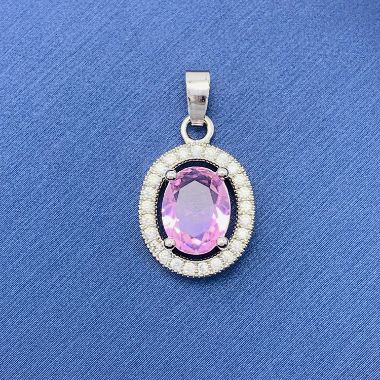 百種類のペンダントは心のままにファッションの経典を配合します。カップルの美しいペンダントは親友のアクセサリーを送ります。